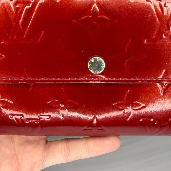 Authentic Louis Vuitton Red Vernis Sarah Wallet | Patent Leather | Classic Mono - Picture 4 of 13